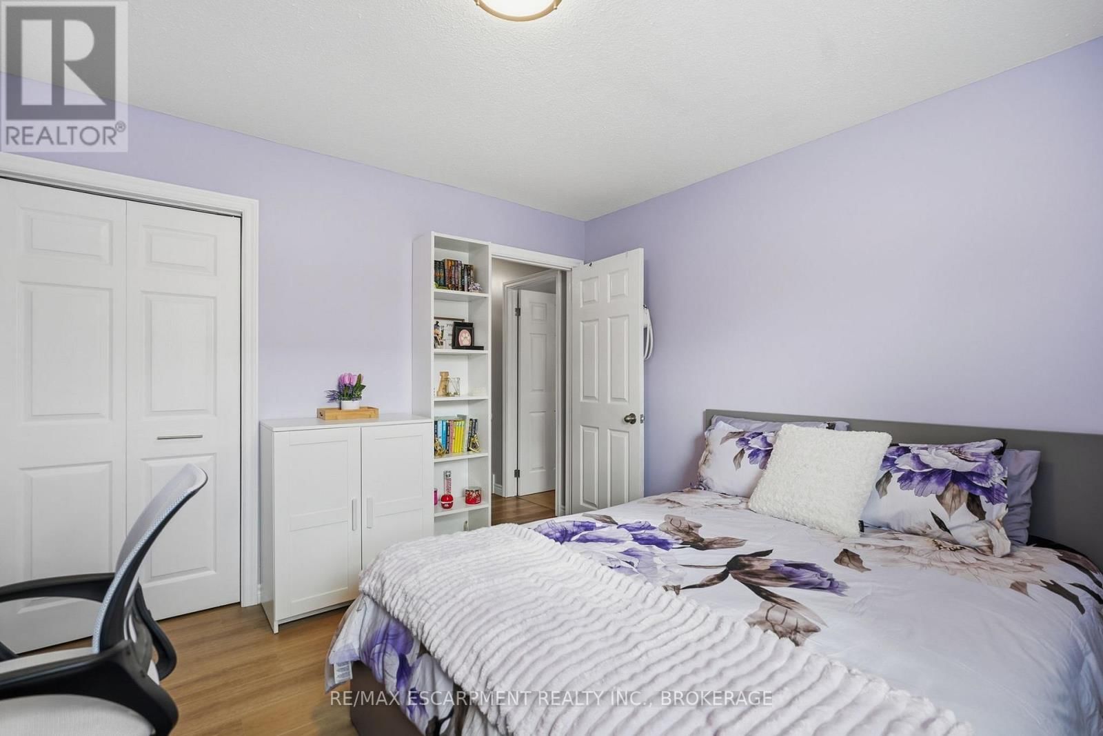 3148 JEWELL AVENUE Image 19