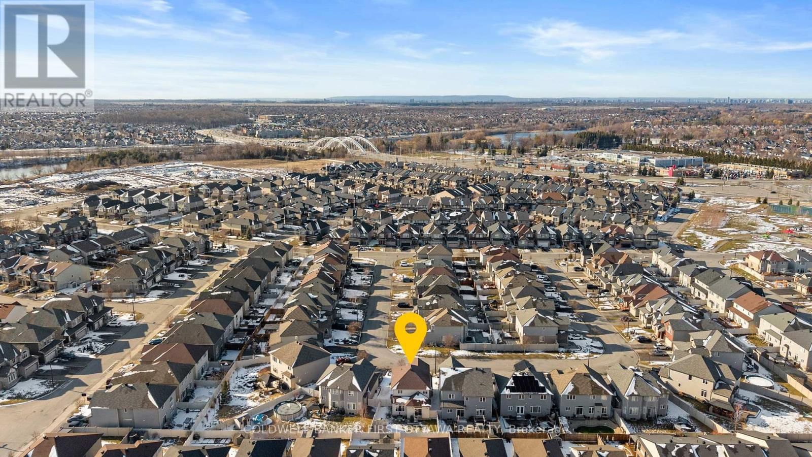 220 DAVE SMITH CRESCENT Image 40