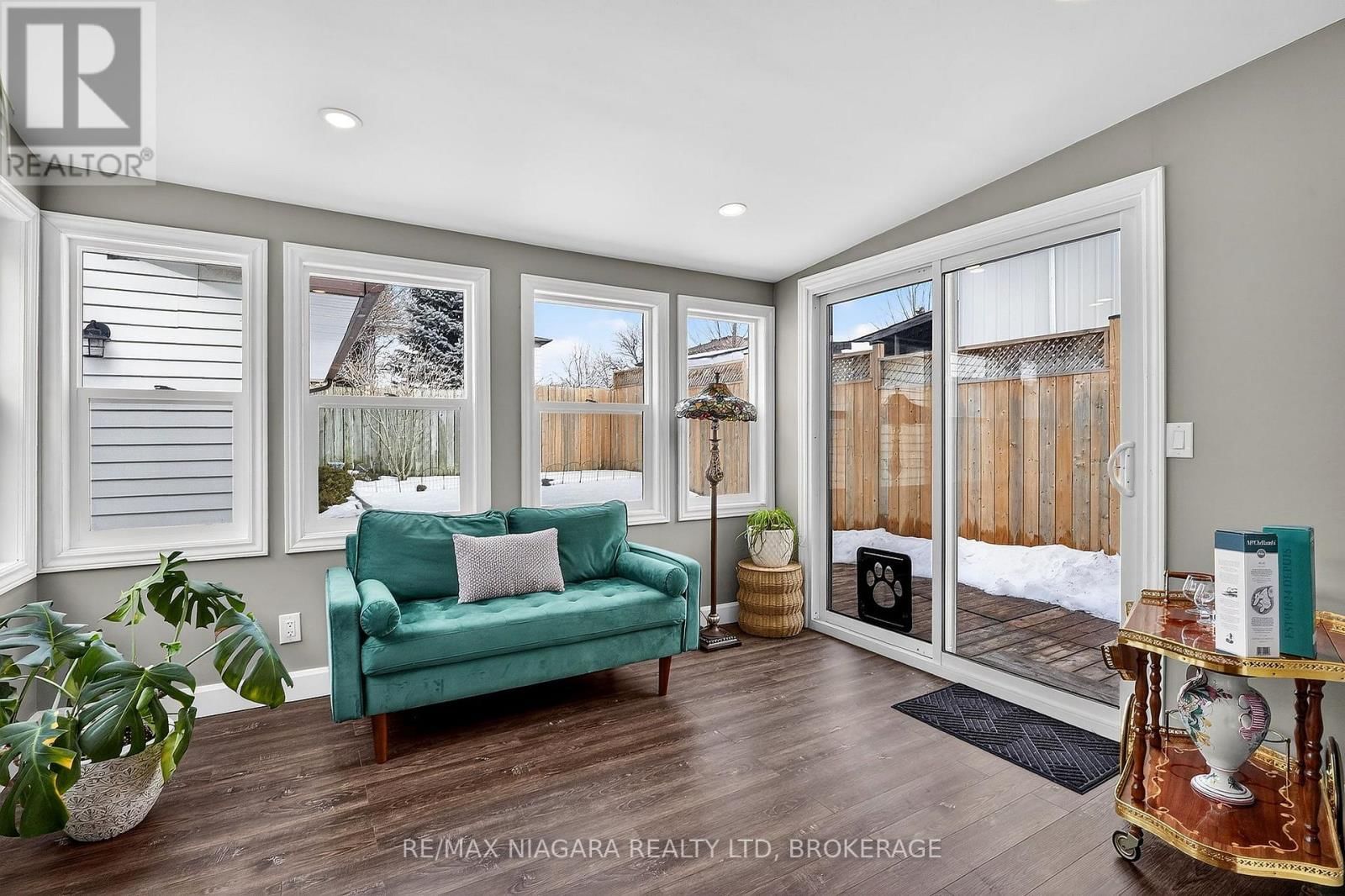 75 BERRISFIELD CRESCENT Image 21