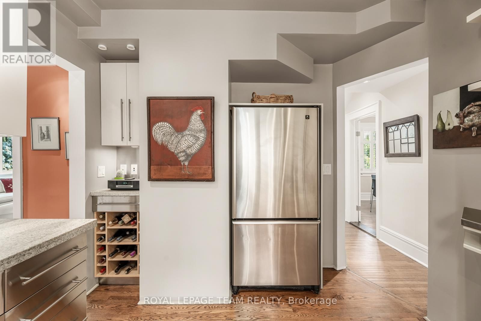 228 RIDEAU TERRACE Image 14