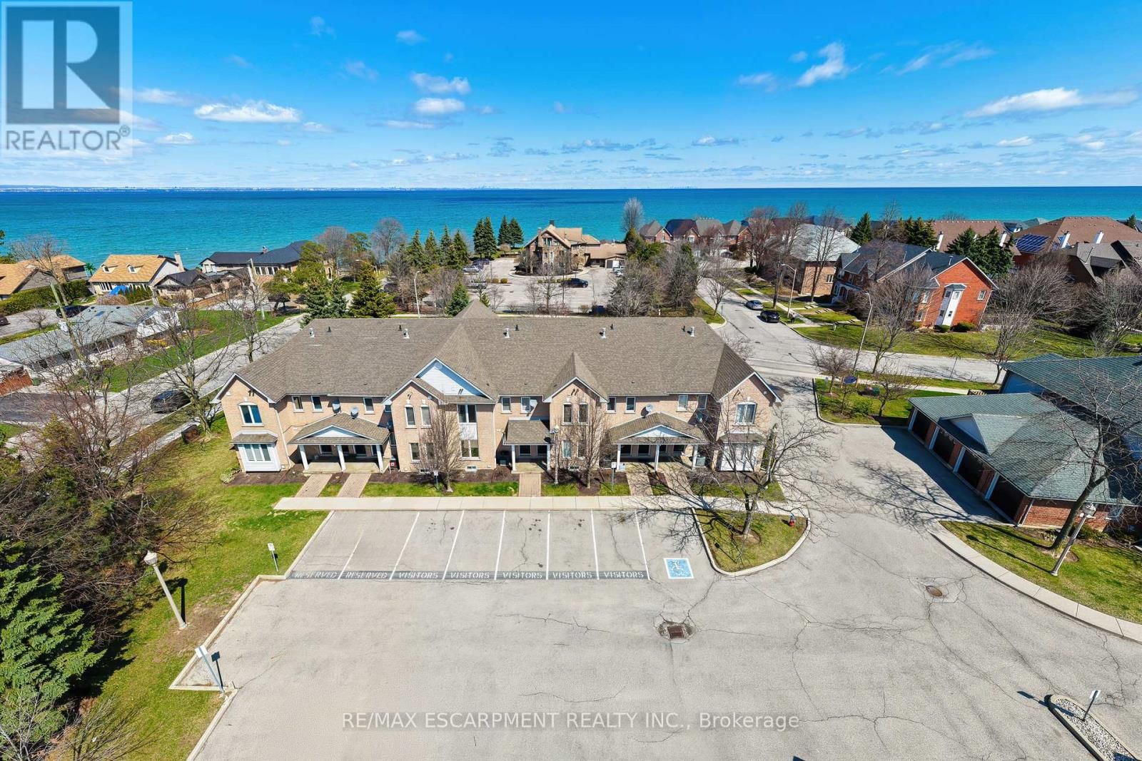 14 - 2 HARBOUR DRIVE Image 1