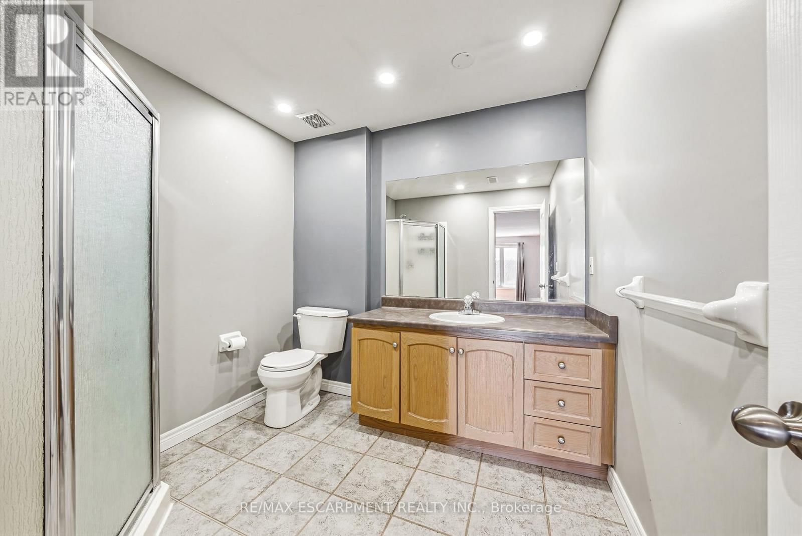 14 - 2 HARBOUR DRIVE Image 18