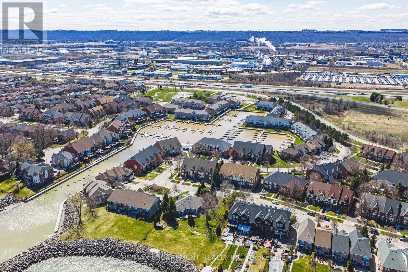 14 - 2 HARBOUR DRIVE Image 27