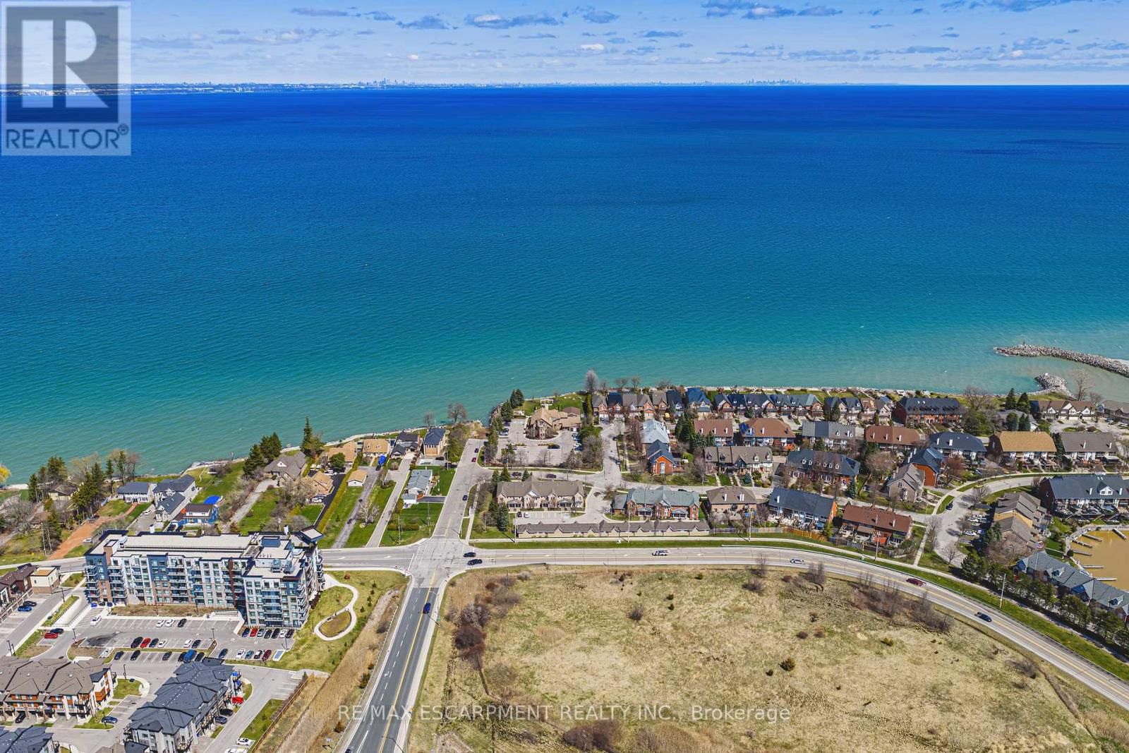 14 - 2 HARBOUR DRIVE Image 29