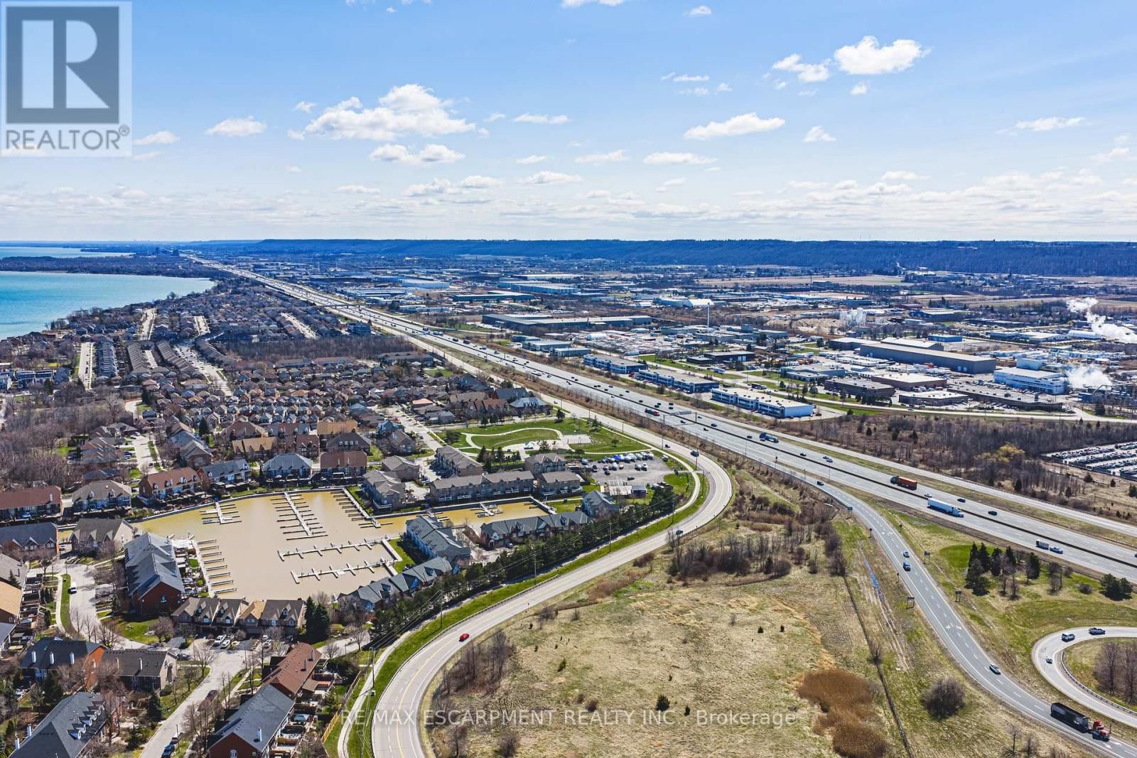 14 - 2 HARBOUR DRIVE Image 32