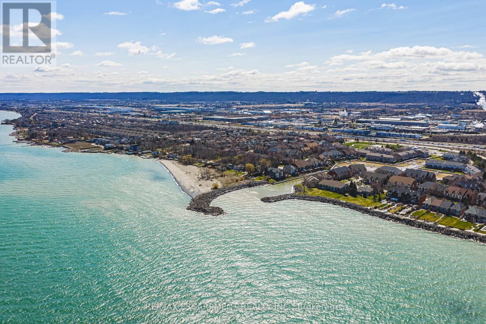 14 - 2 HARBOUR DRIVE Image 33