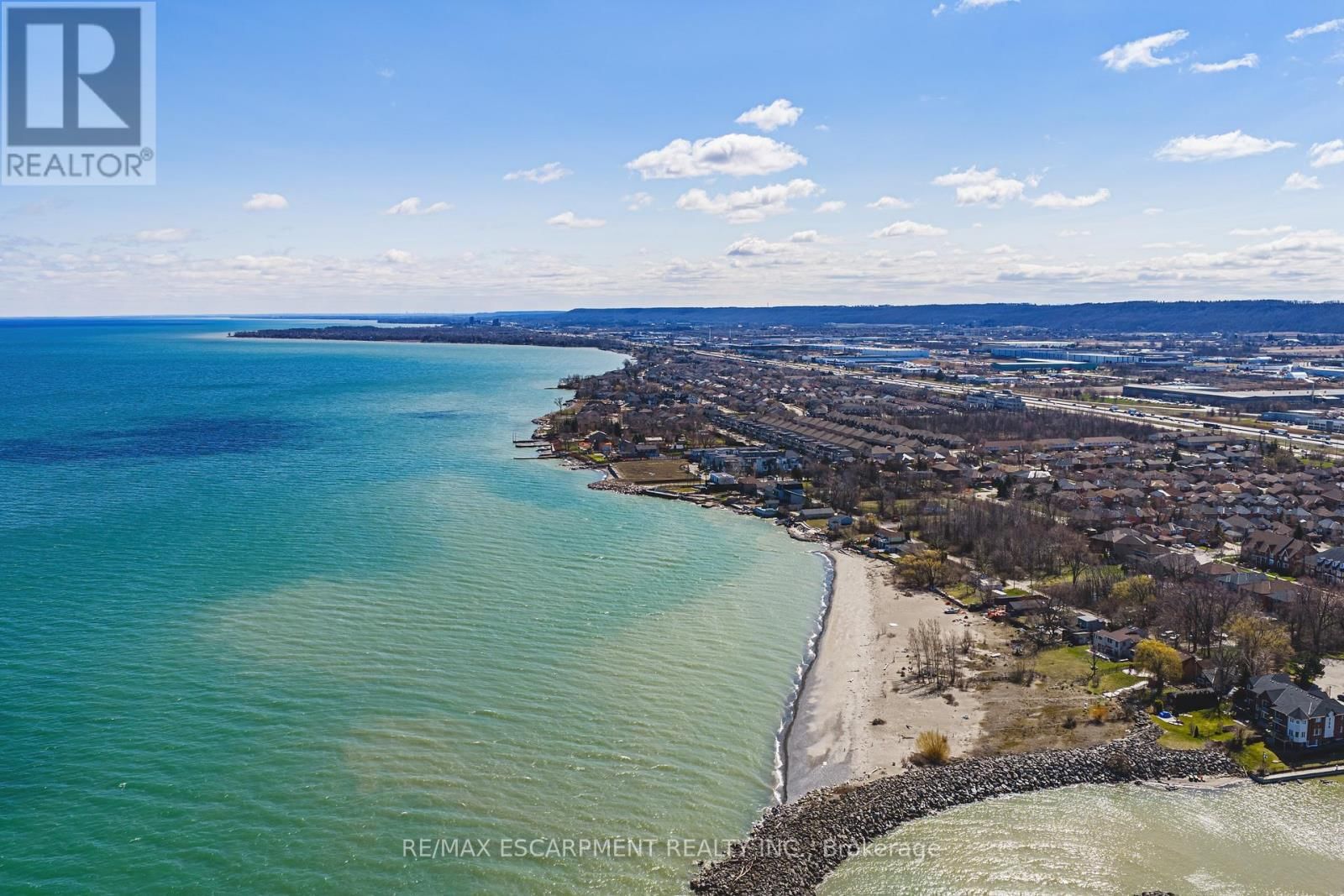 14 - 2 HARBOUR DRIVE Image 35