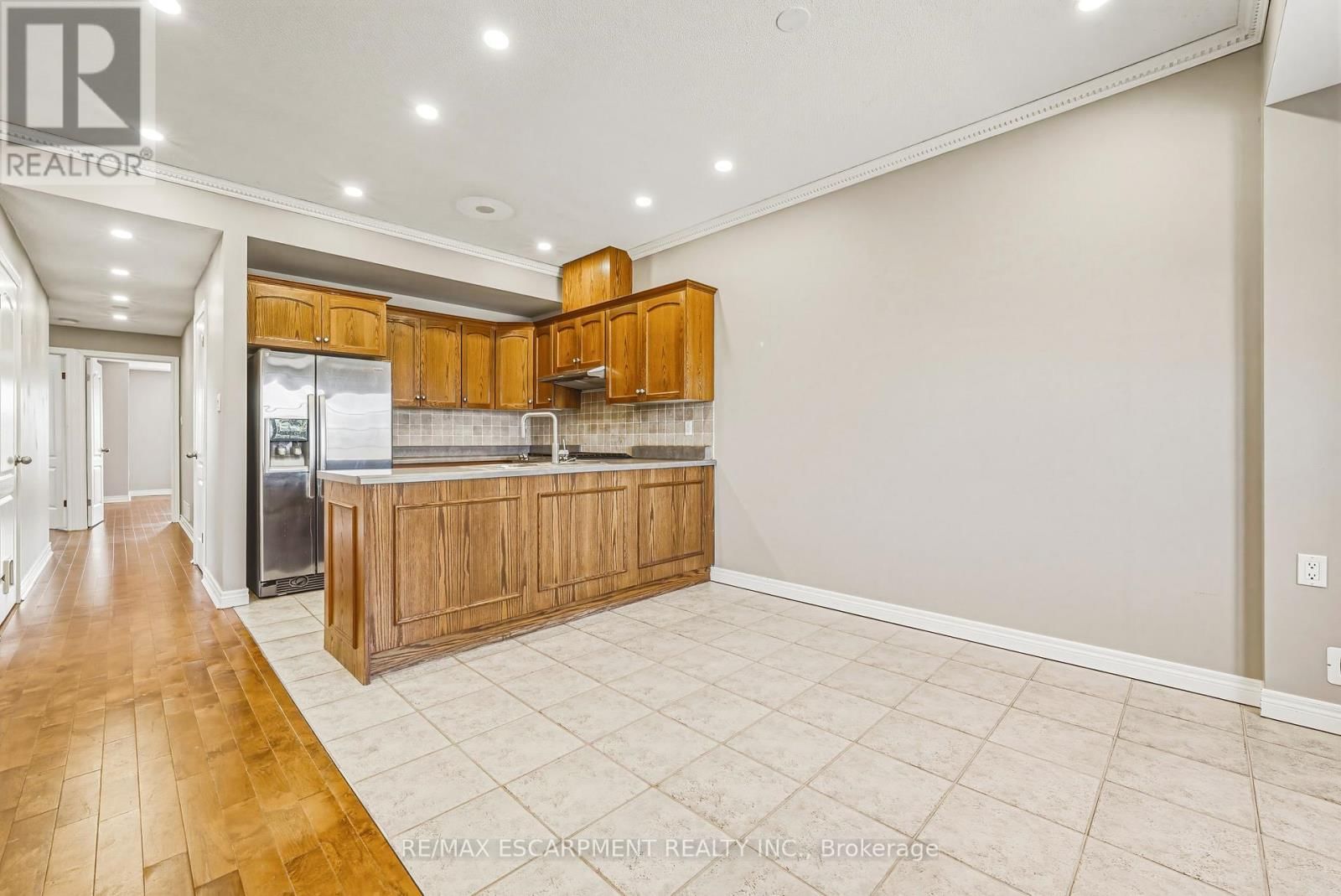 14 - 2 HARBOUR DRIVE Image 8