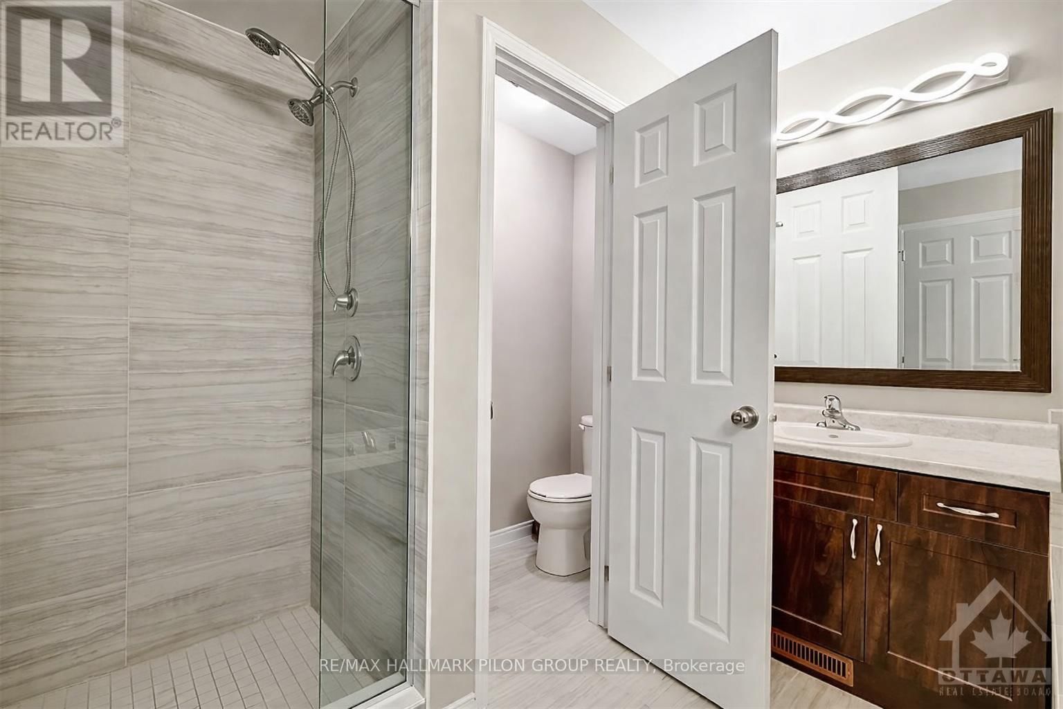 38 RIDDELL STREET Image 11