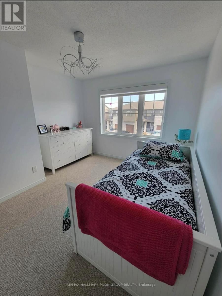 38 RIDDELL STREET Image 14