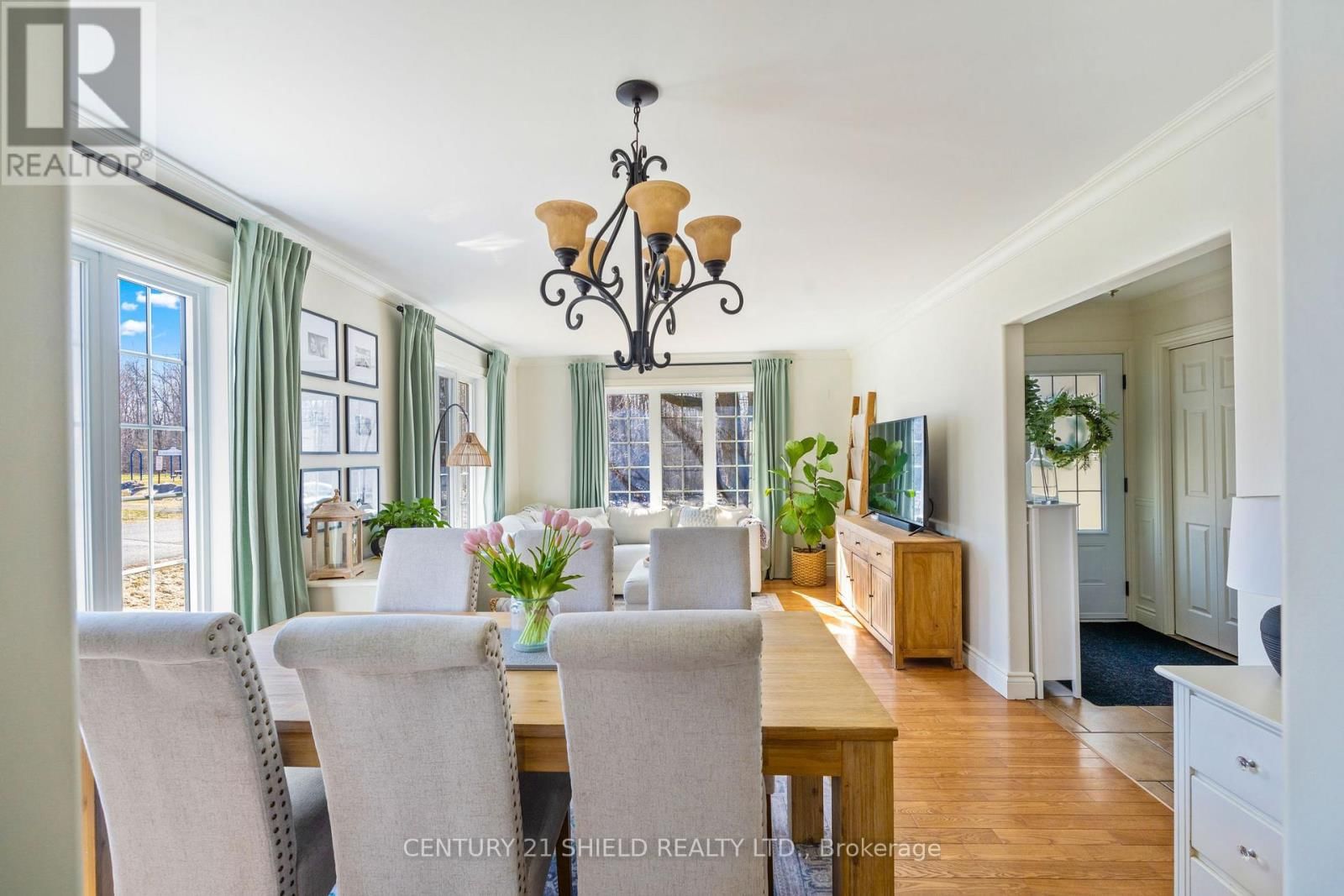 728 ST ANTOINE STREET Image 19