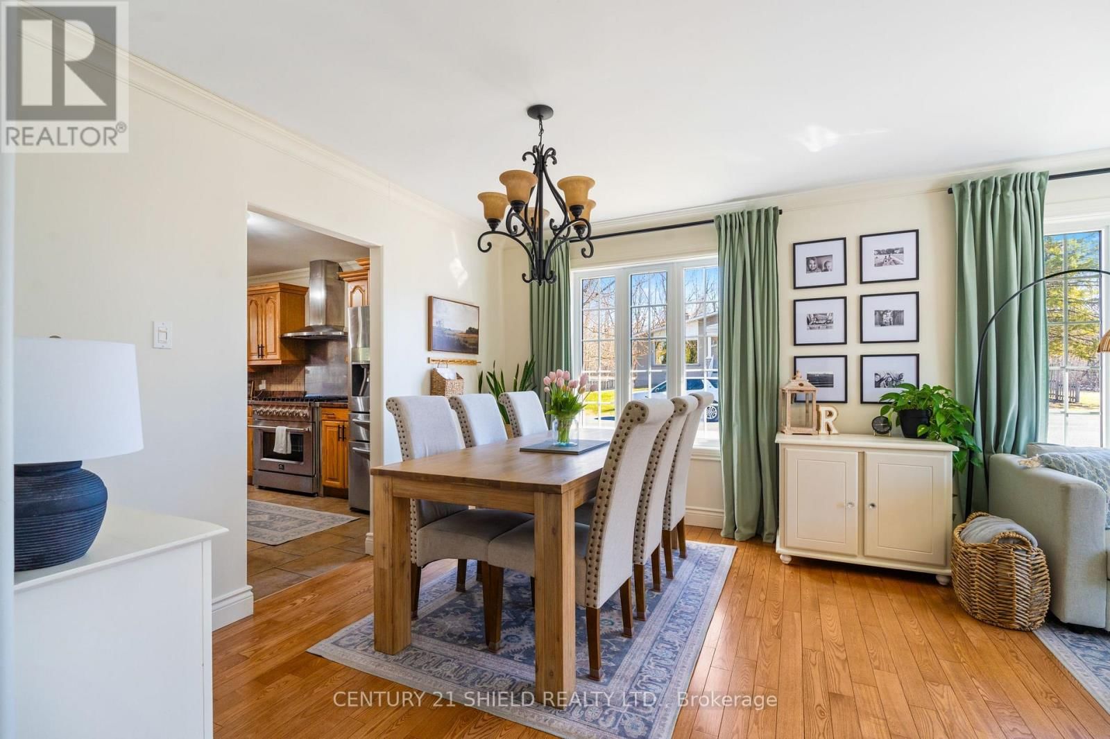 728 ST ANTOINE STREET Image 20