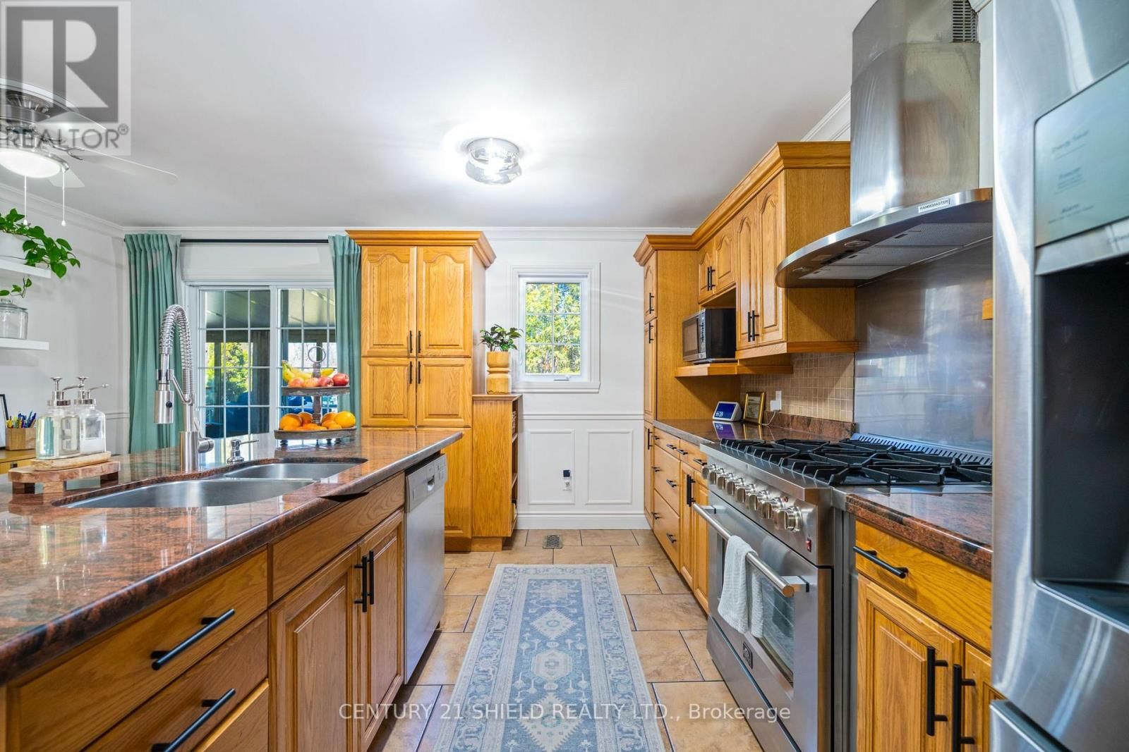 728 ST ANTOINE STREET Image 29