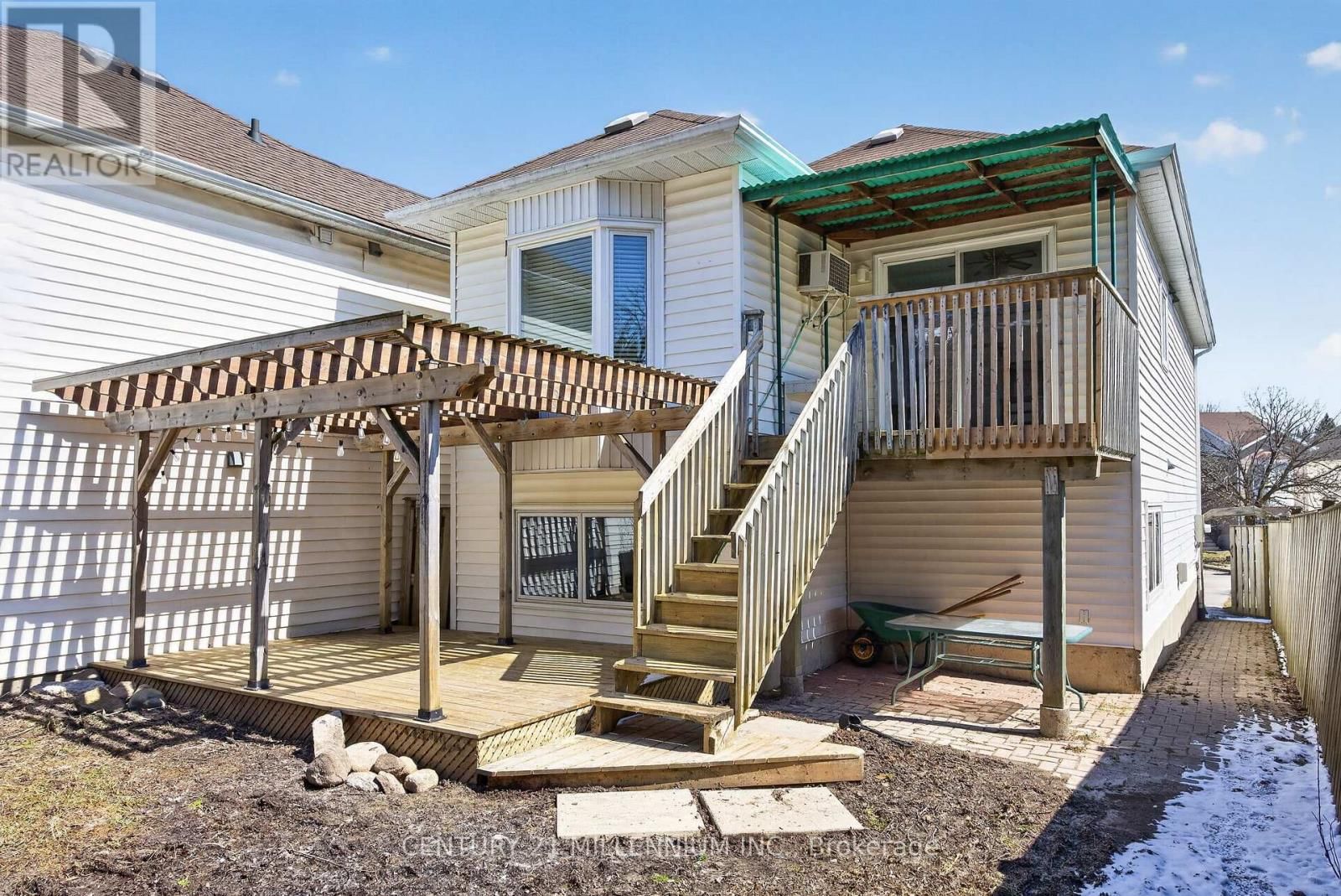 308 SHELBURNE PLACE Image 6