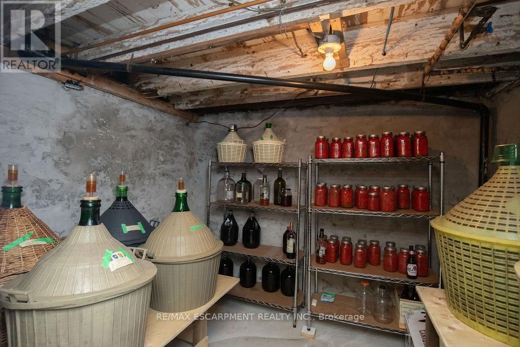 91 PEARL STREET NORTH Image 26