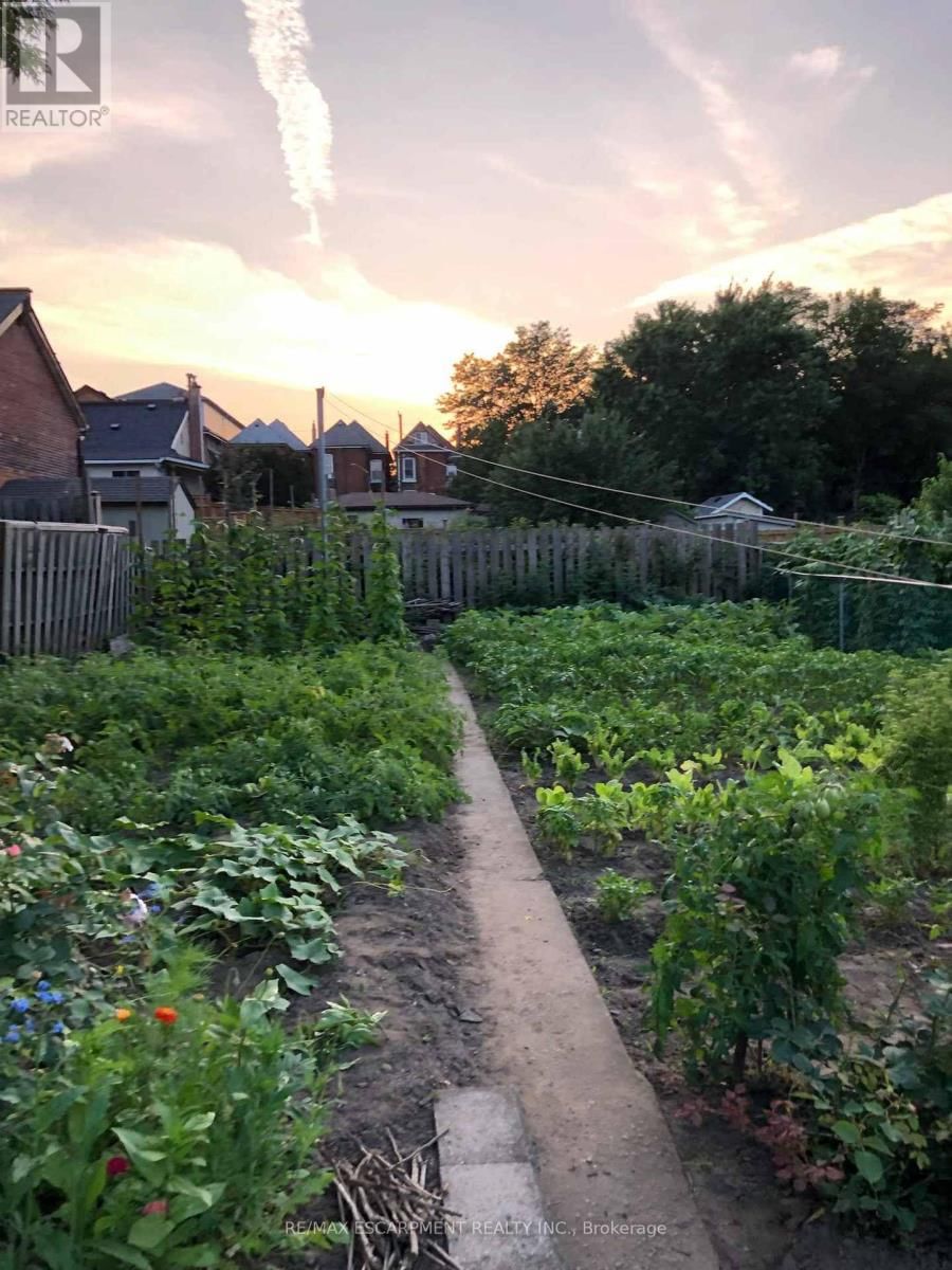 91 PEARL STREET NORTH Image 27