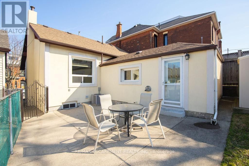 91 PEARL STREET NORTH Image 29