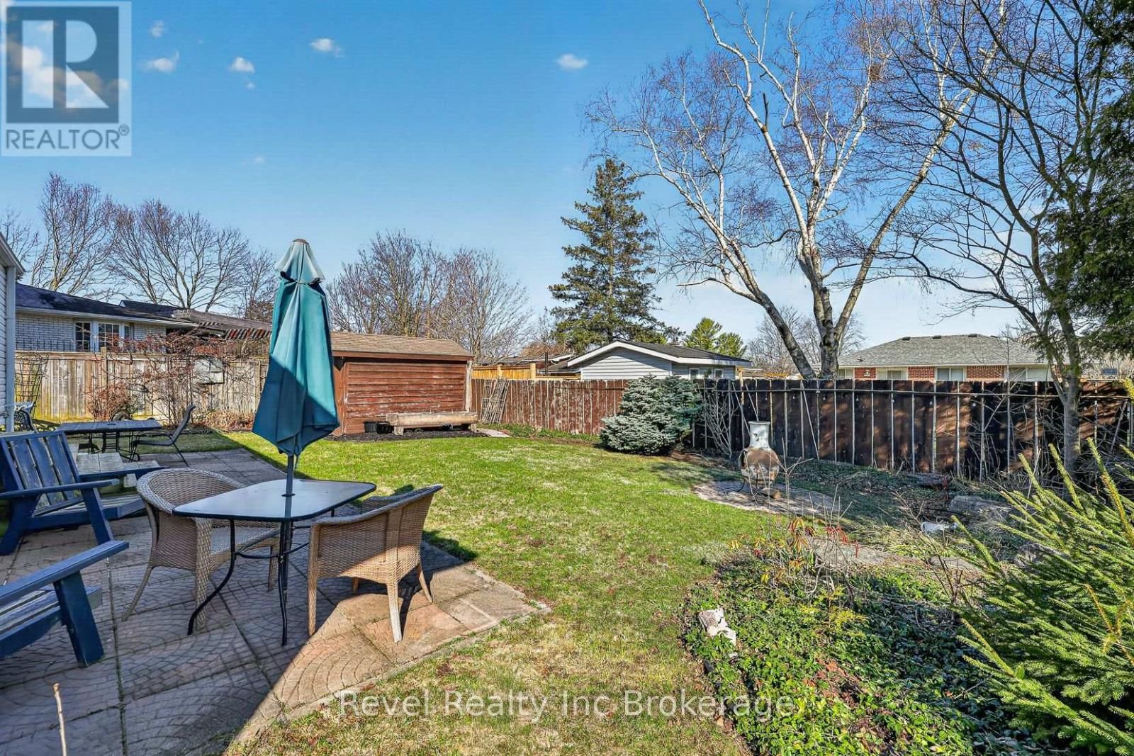 8 ELMWOOD PLACE Image 25