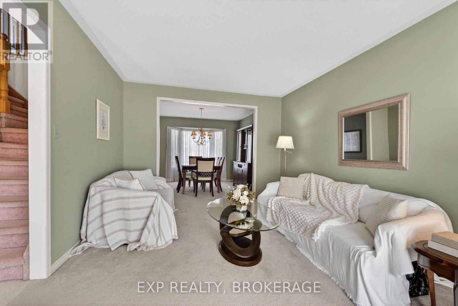 116 MARGARET PLACE Image 15