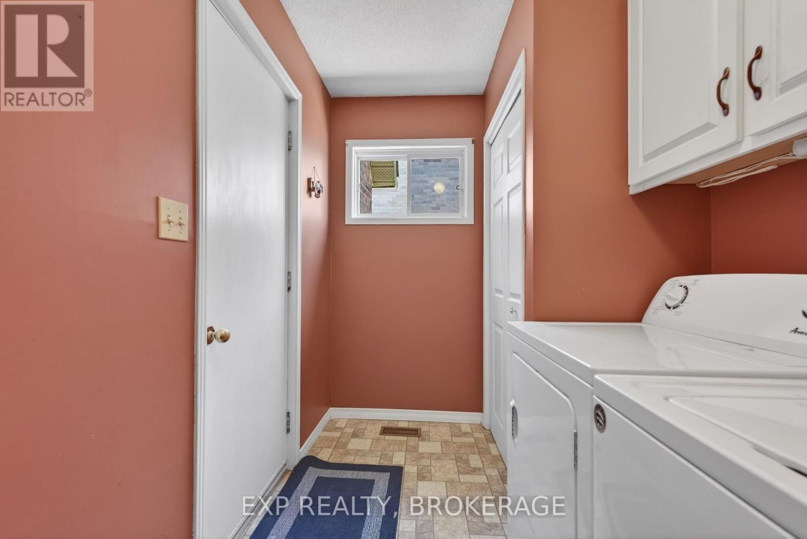 116 MARGARET PLACE Image 19