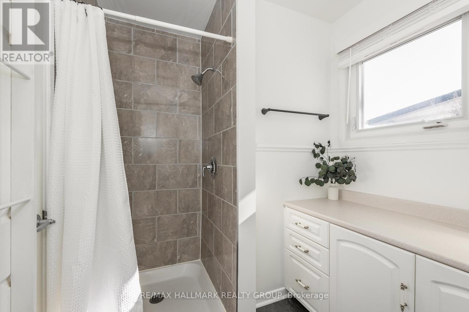 20 MULVAGH AVENUE Image 24