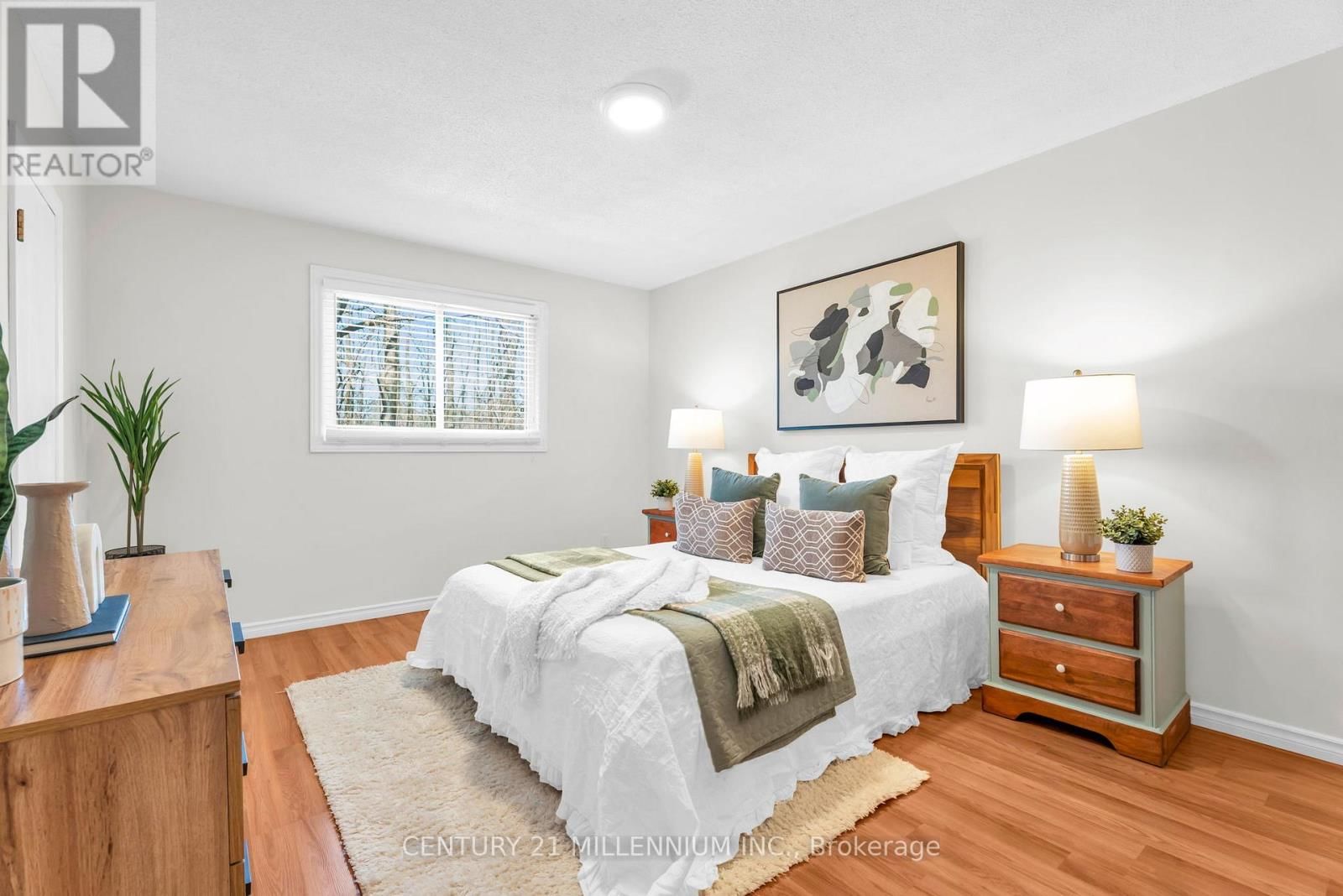 5767 FOURTH LINE Image 21