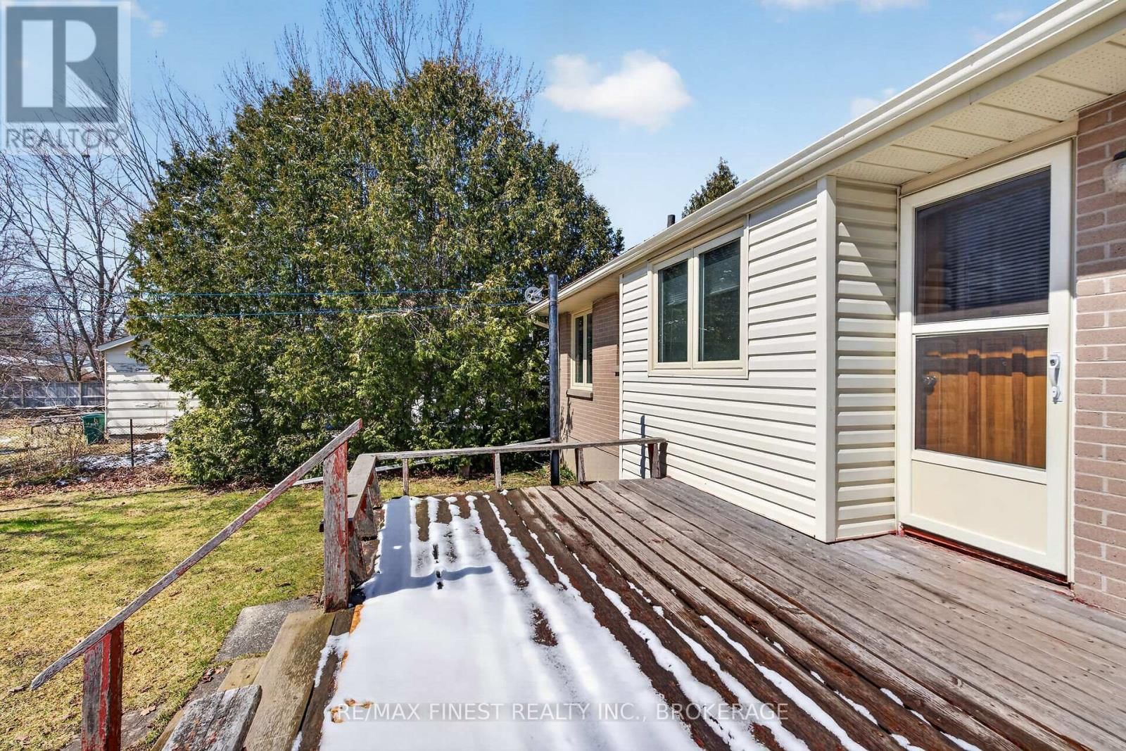 27 LENNOX STREET Image 30