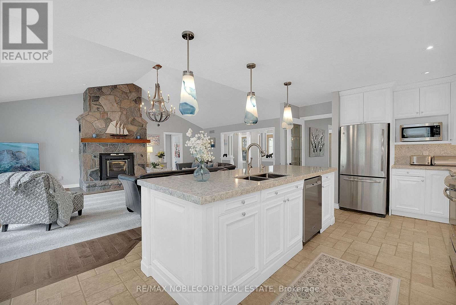 793073 3RD LINE Image 19