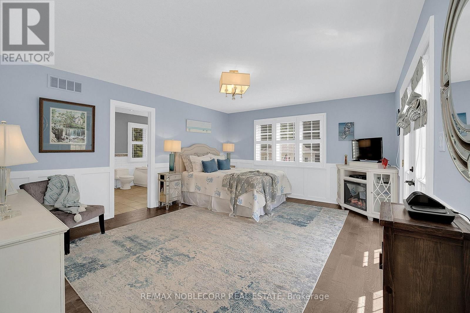 793073 3RD LINE Image 22