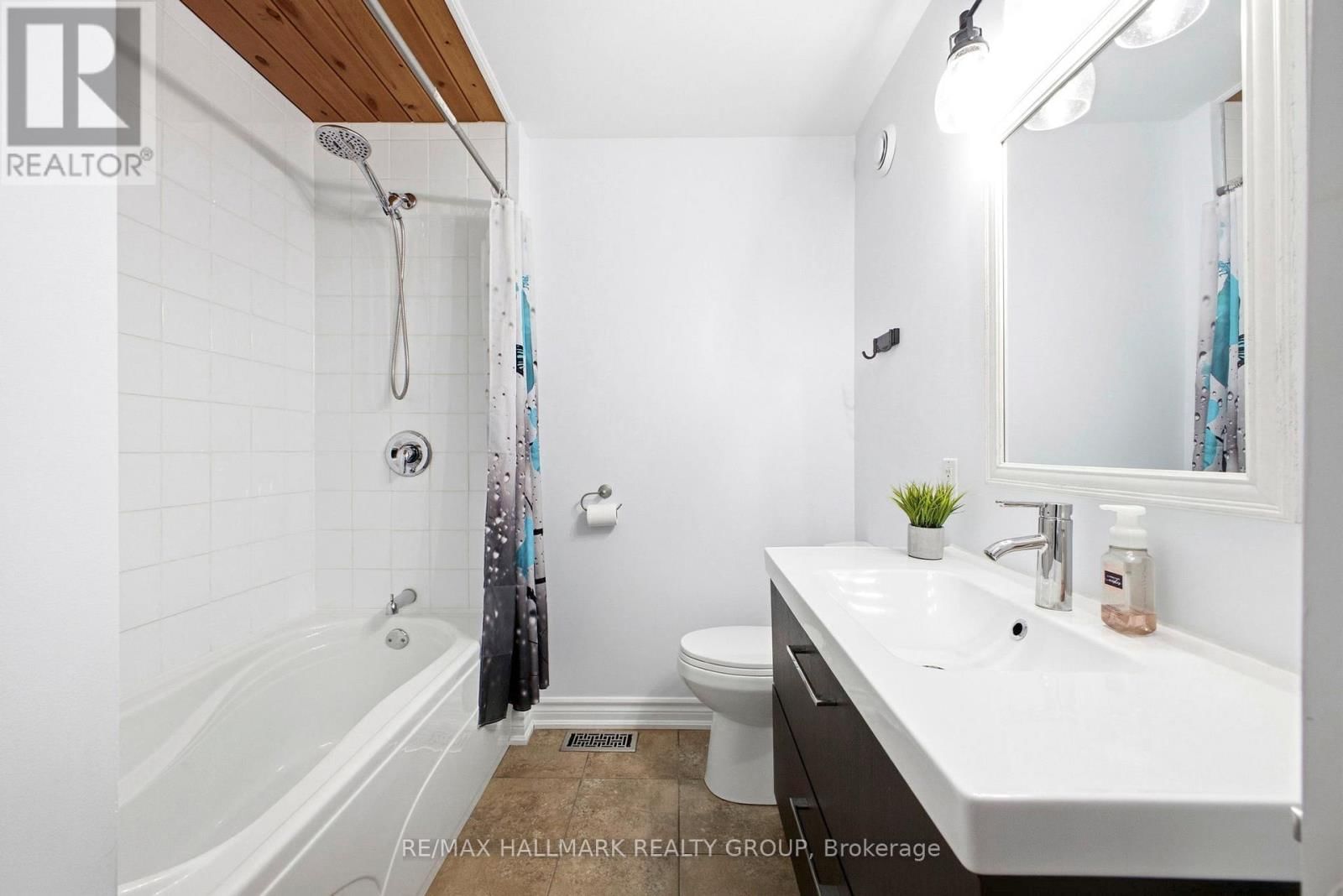 3778 BOUVIER ROAD Image 12