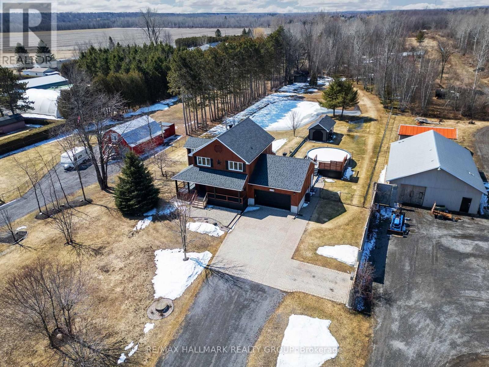 3778 BOUVIER ROAD Image 38