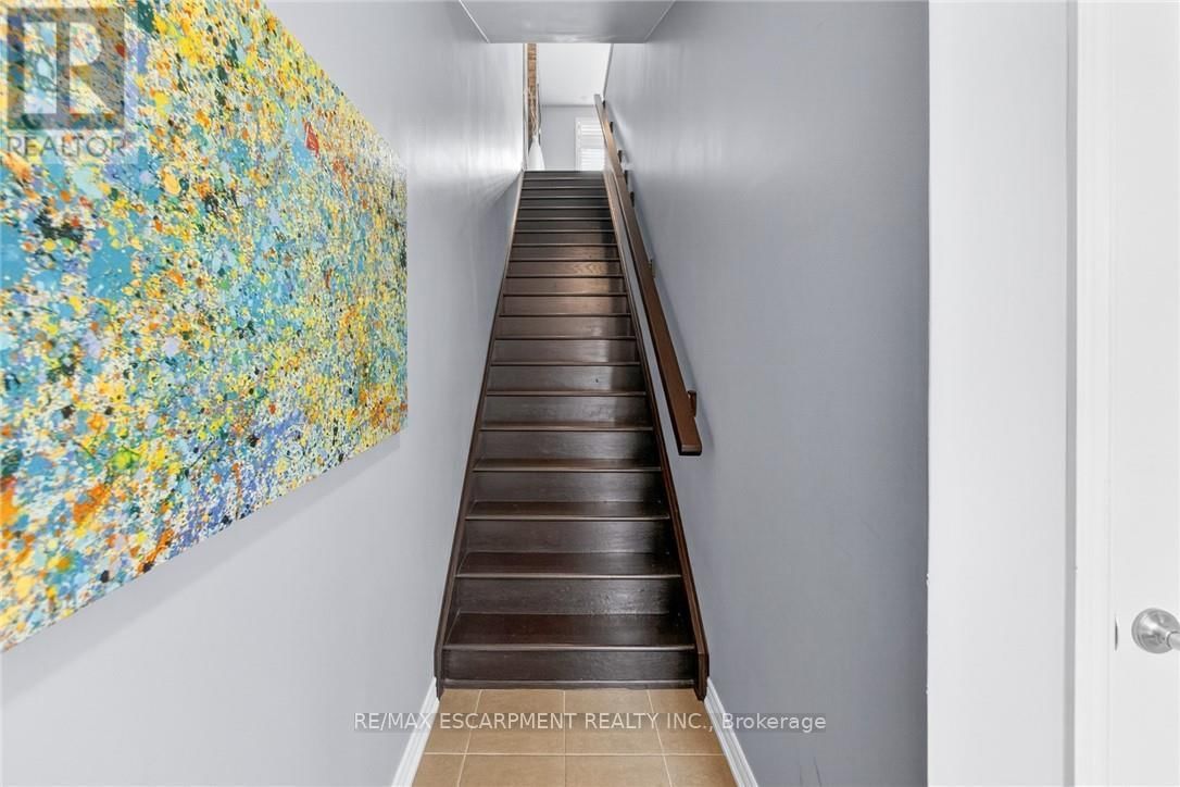 29 ESPLANADE LANE Image 4