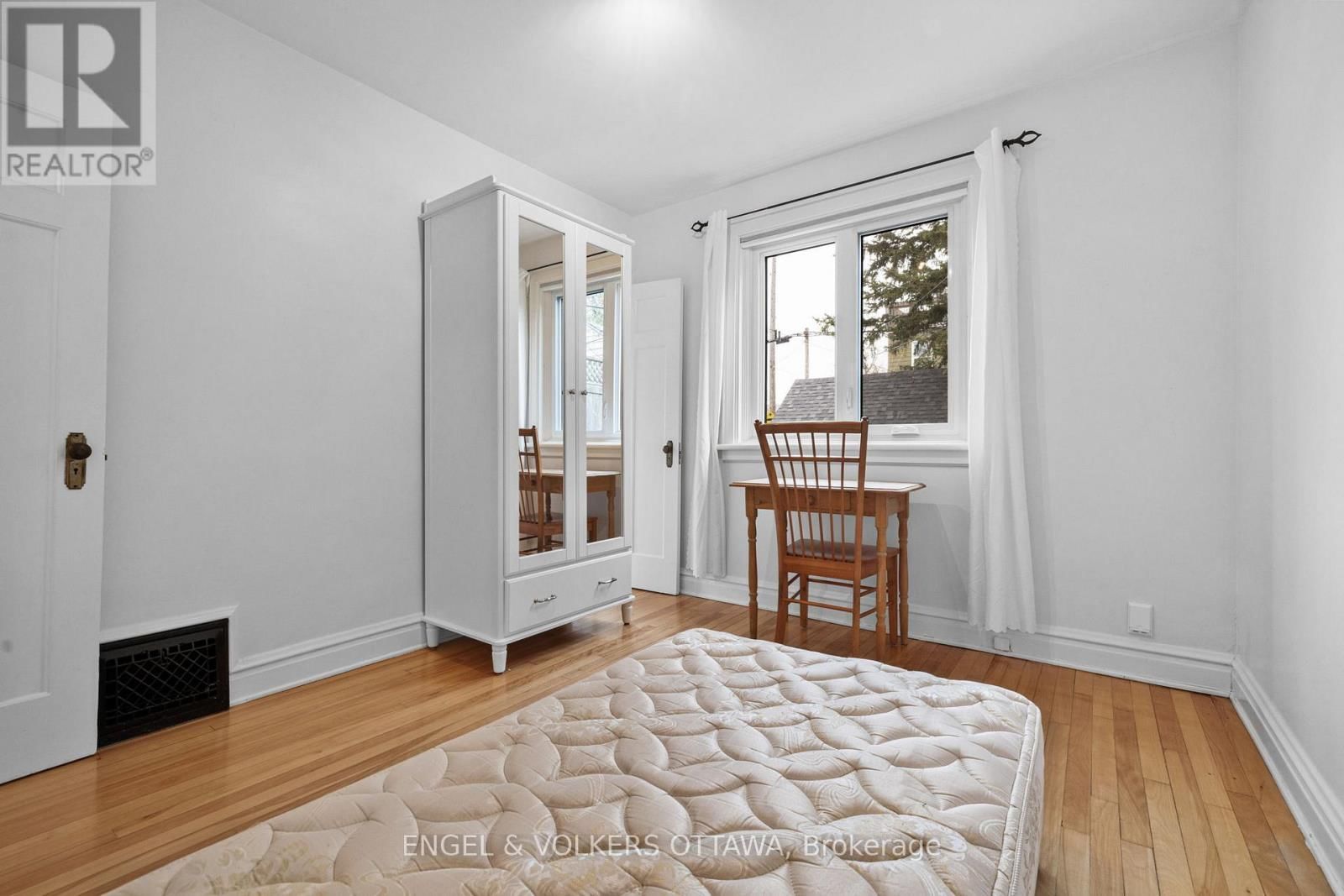 150 SPENCER STREET Image 15