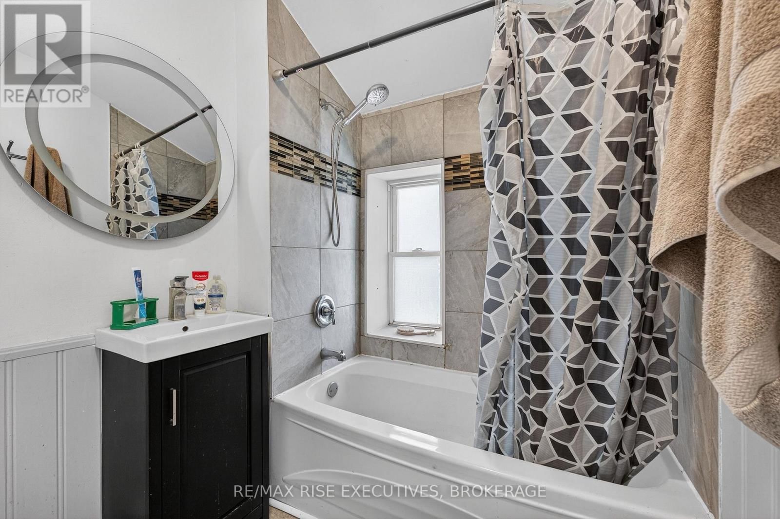 203 CONCESSION STREET Image 15