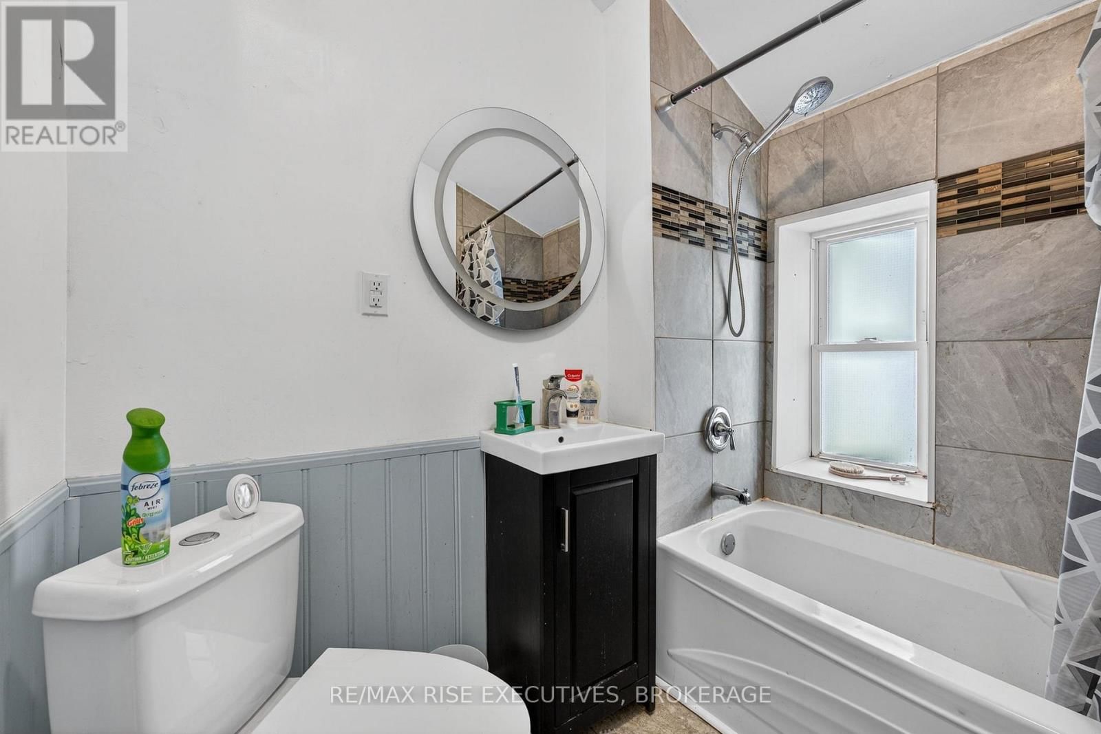 203 CONCESSION STREET Image 16