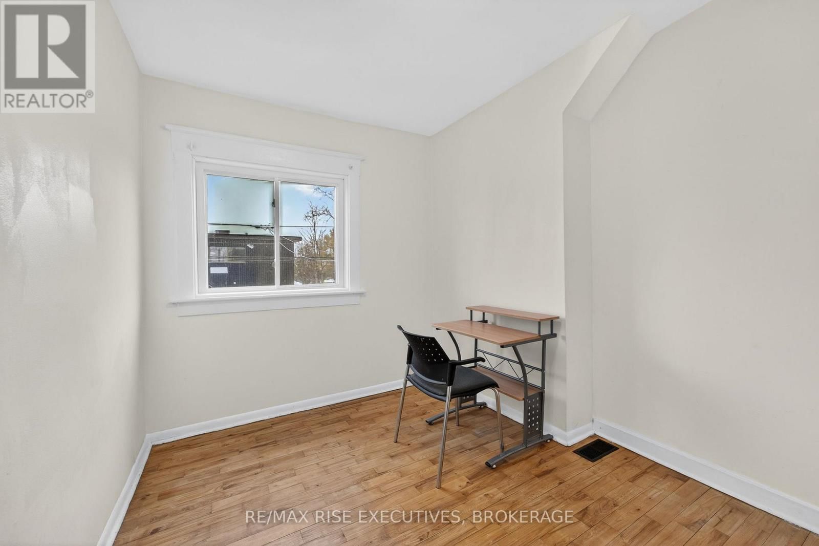 203 CONCESSION STREET Image 21