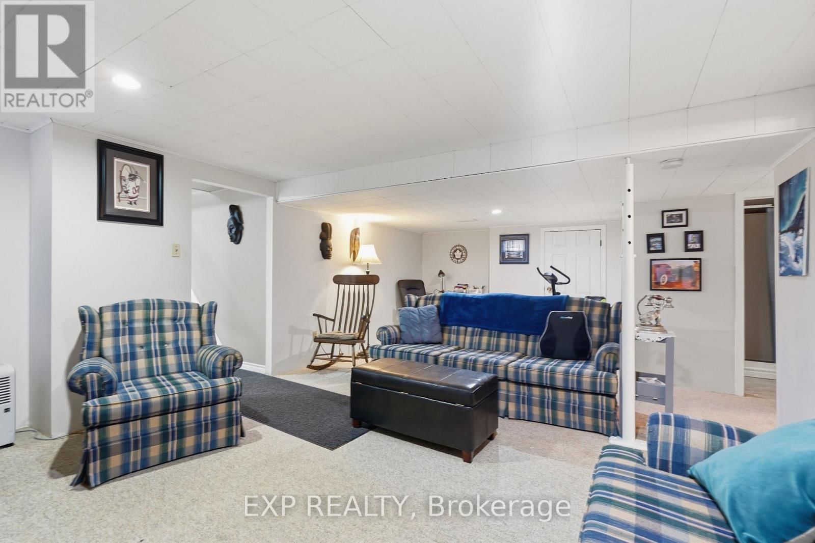 117 LAURENTIAN DRIVE NORTH Image 22