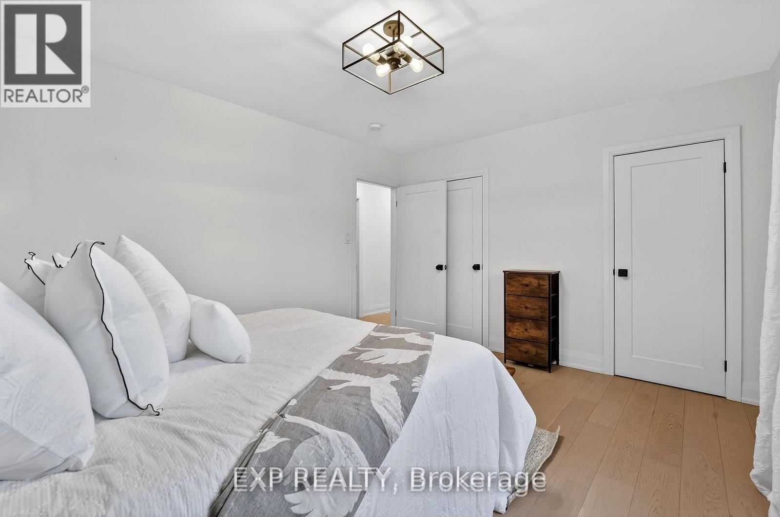 34 PANCAKE LANE Image 24