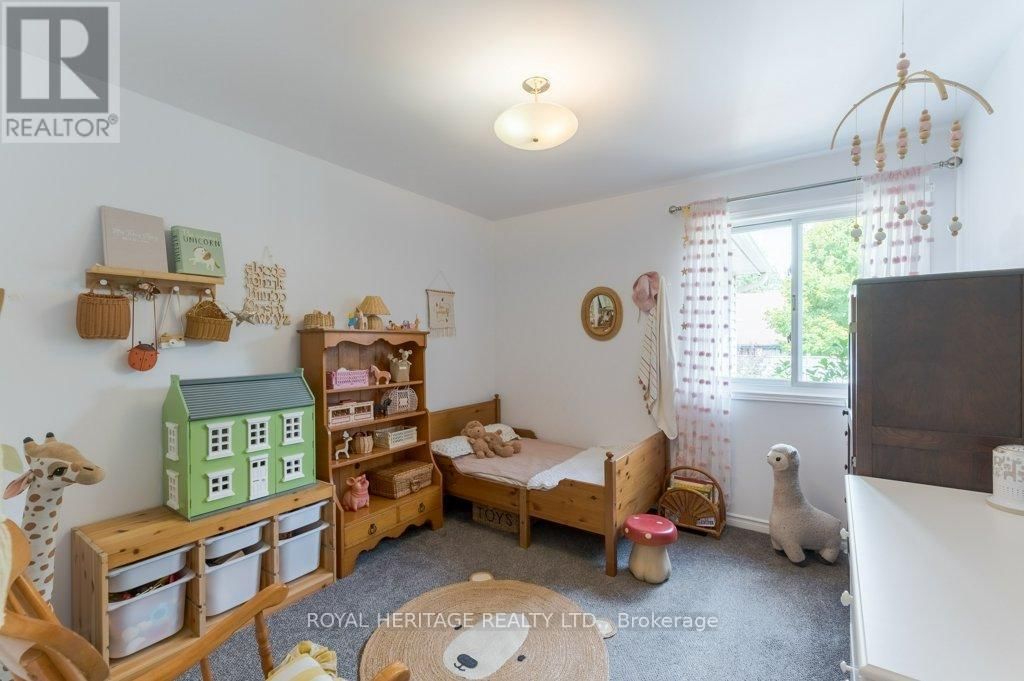 258 FRANMOR DRIVE Image 21