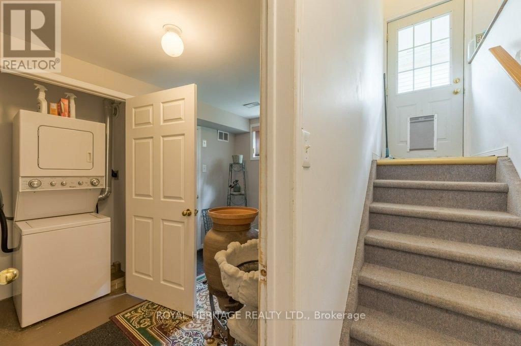 258 FRANMOR DRIVE Image 25