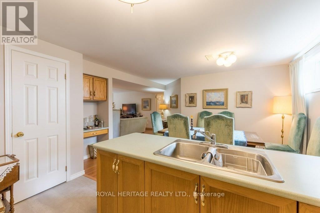 258 FRANMOR DRIVE Image 30