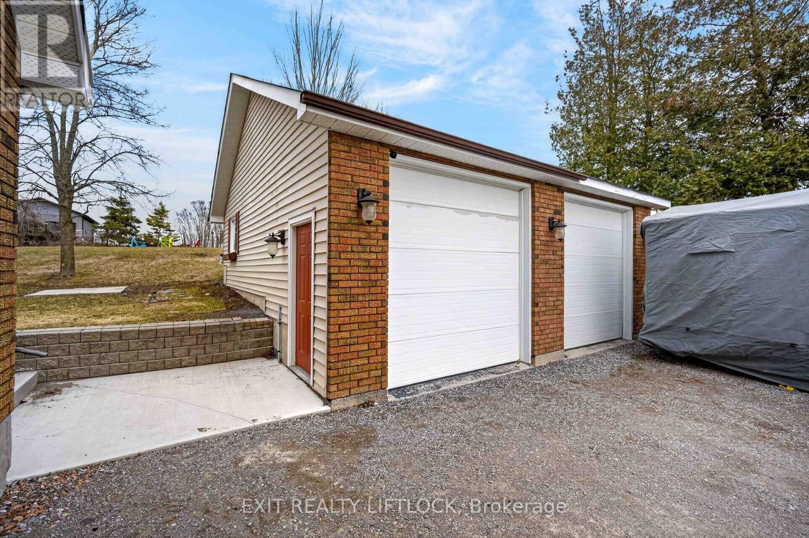 1833 KEENE ROAD Image 35