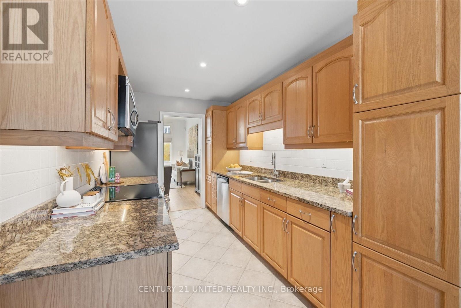 9 - 1850 CHERRYHILL ROAD Image 18