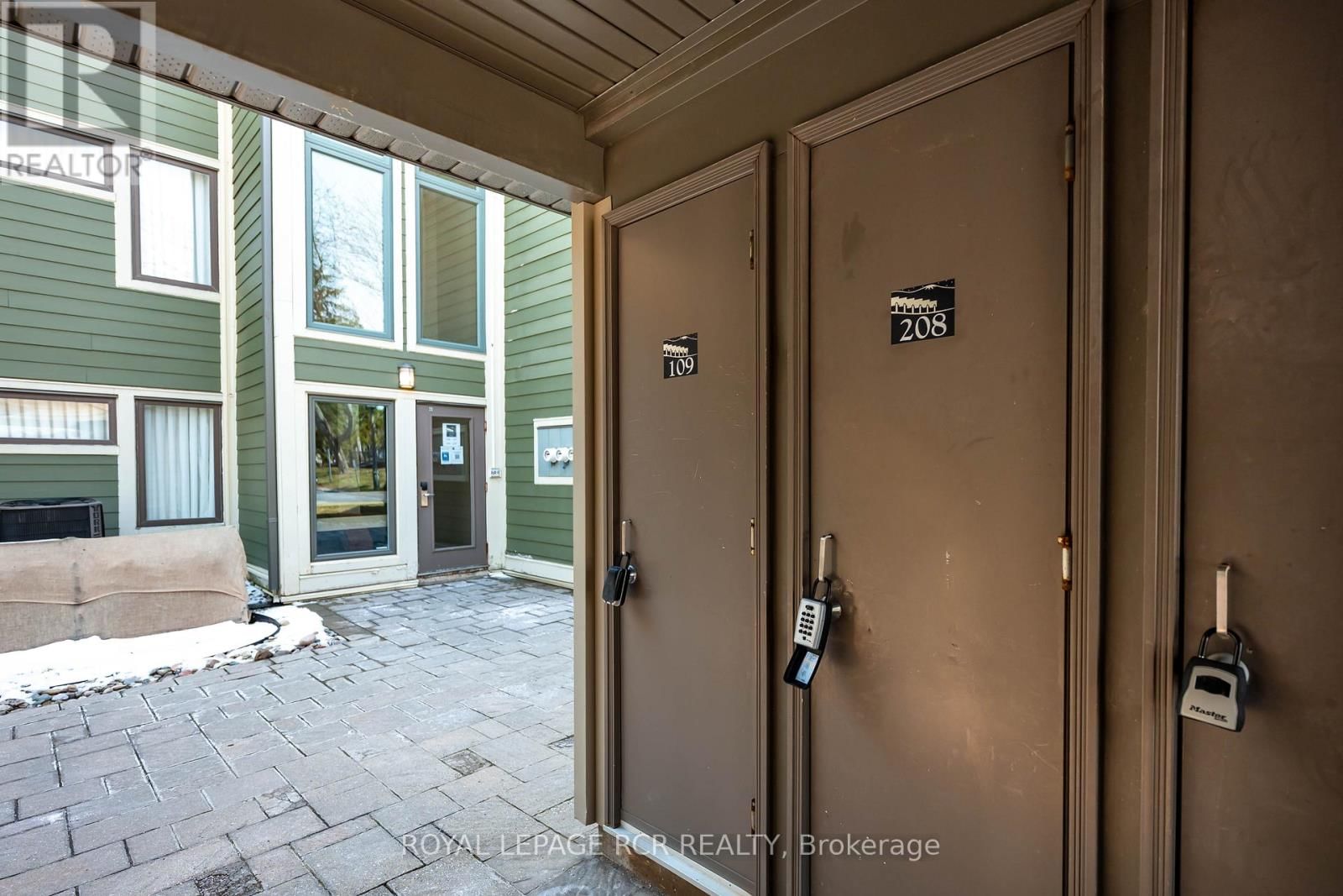 109 - 796404 GREY ROAD 19 Image 36