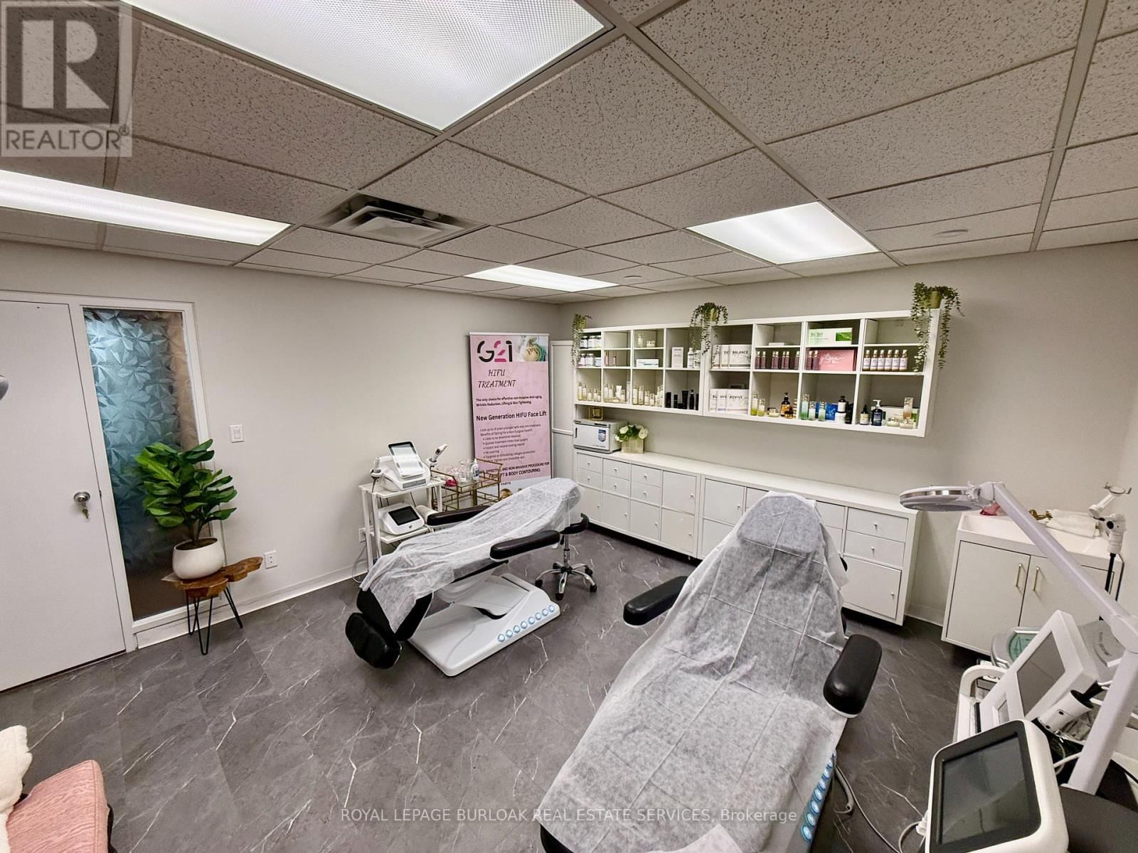 517 UPPER SHERMAN AVENUE Image 6