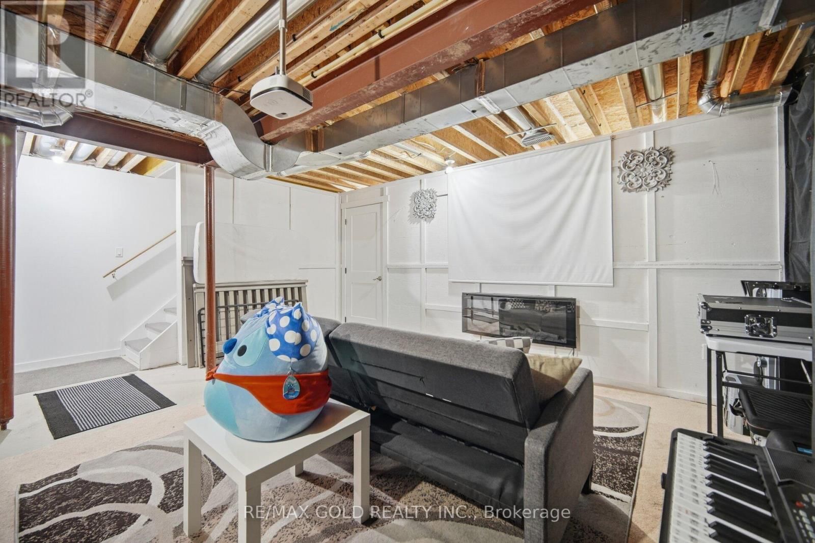 330 WALLACE STREET Image 42