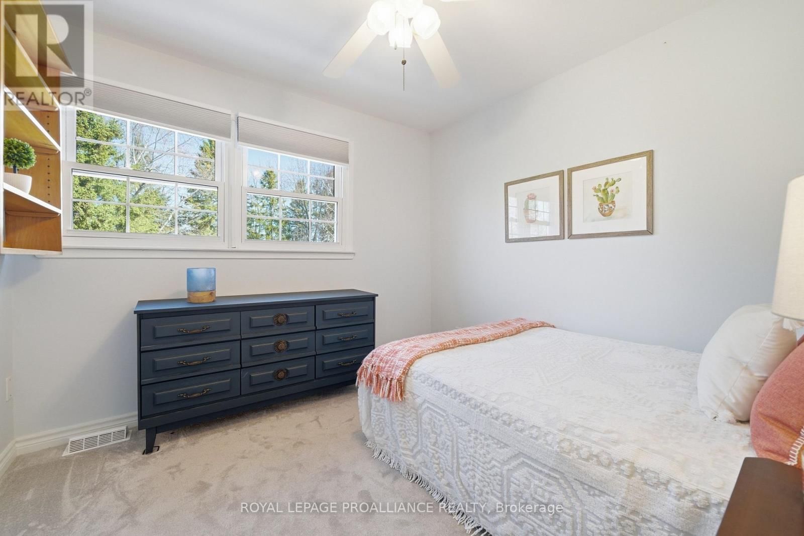 417 SMITH STREET Image 20