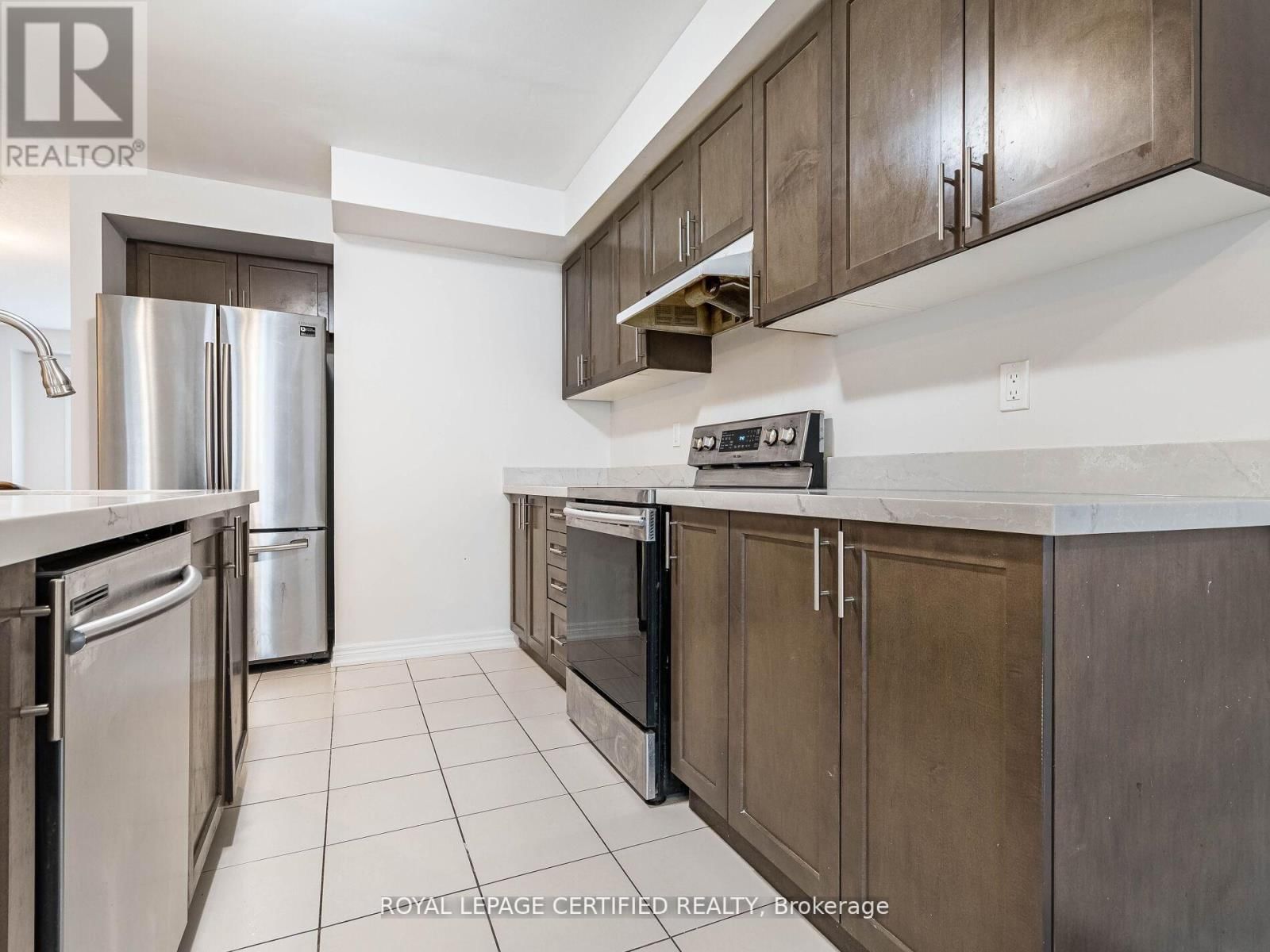 596 LINDEN DRIVE Image 10