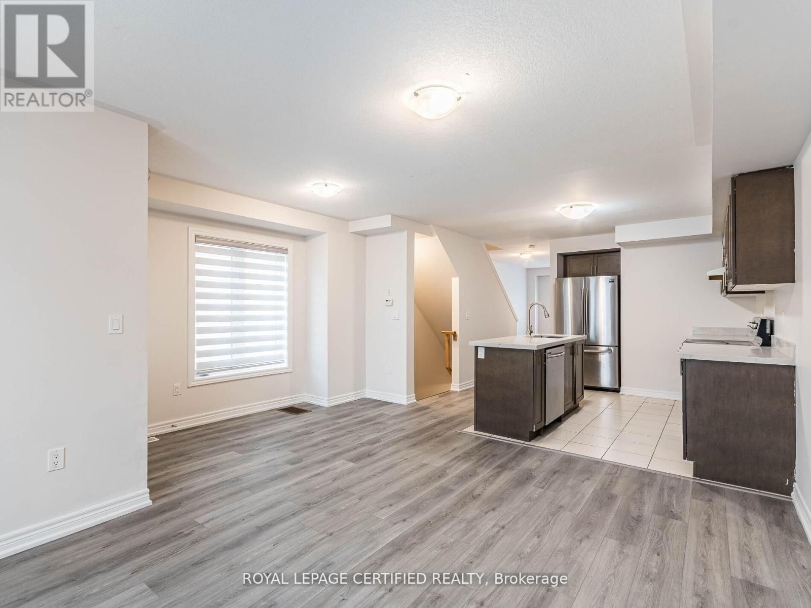 596 LINDEN DRIVE Image 11