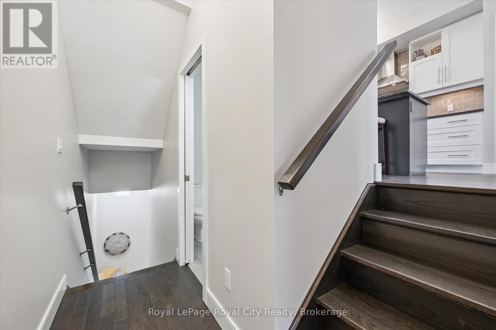 25 - 60 ARKELL ROAD Image 5